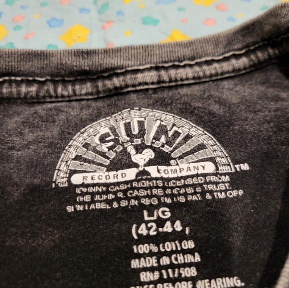 ☀️ Johnny Cash 🎸 Shirt Sun Record Company 🐓 Large Country Music 🎵 Legend 🇺 - Picture 3 of 8